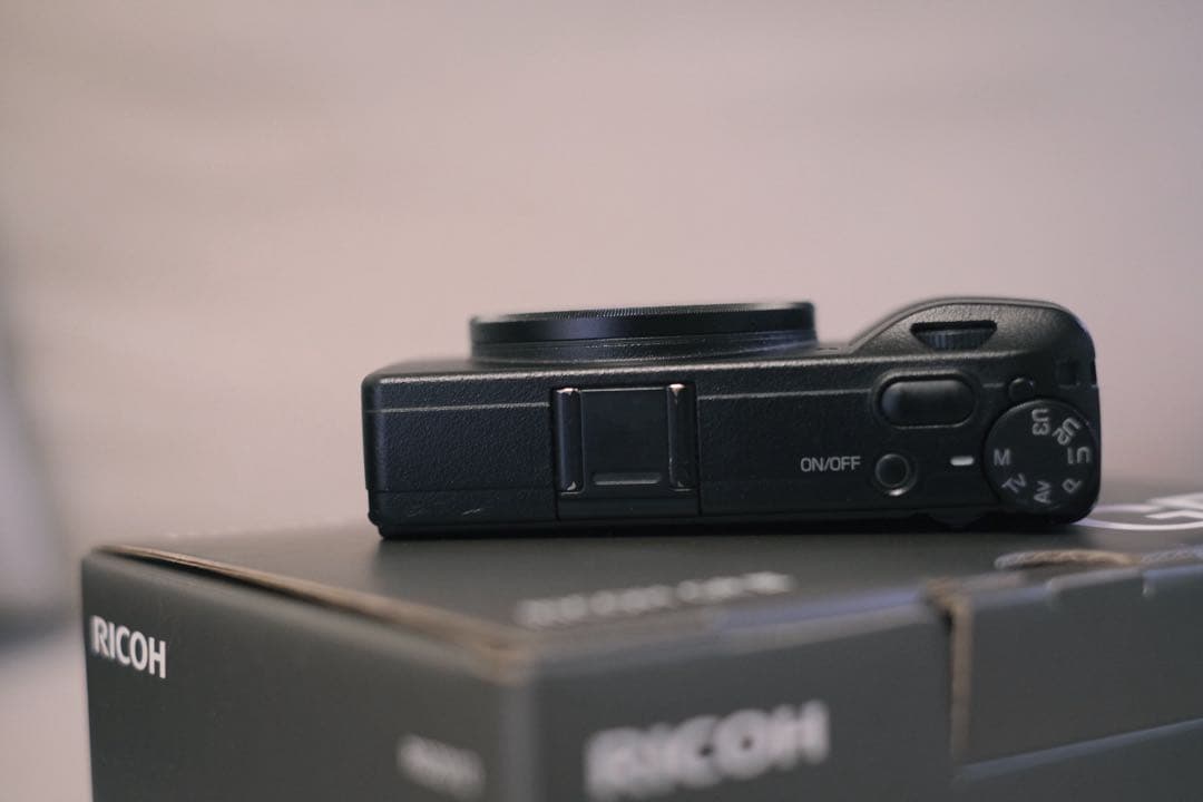 RICOH GRⅢ コンパクトデジタルカメラ 2024年購入・保証付き