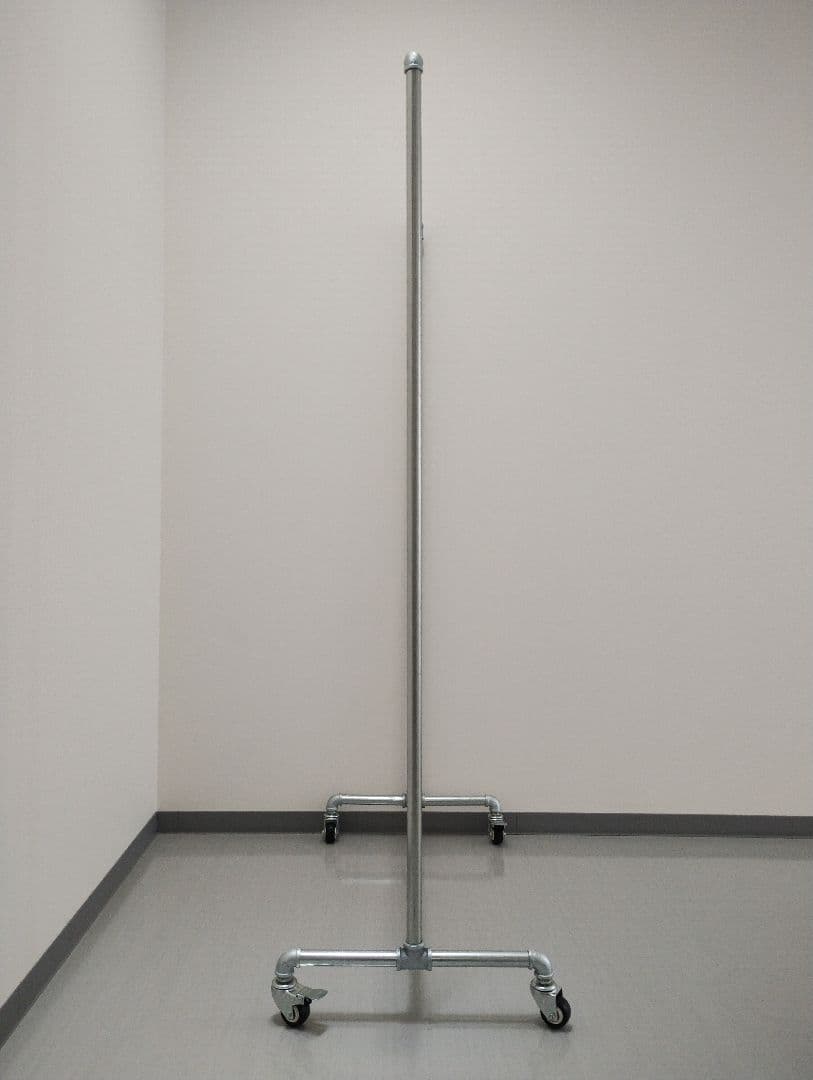 #821-12ガス管ハンガーラック×2