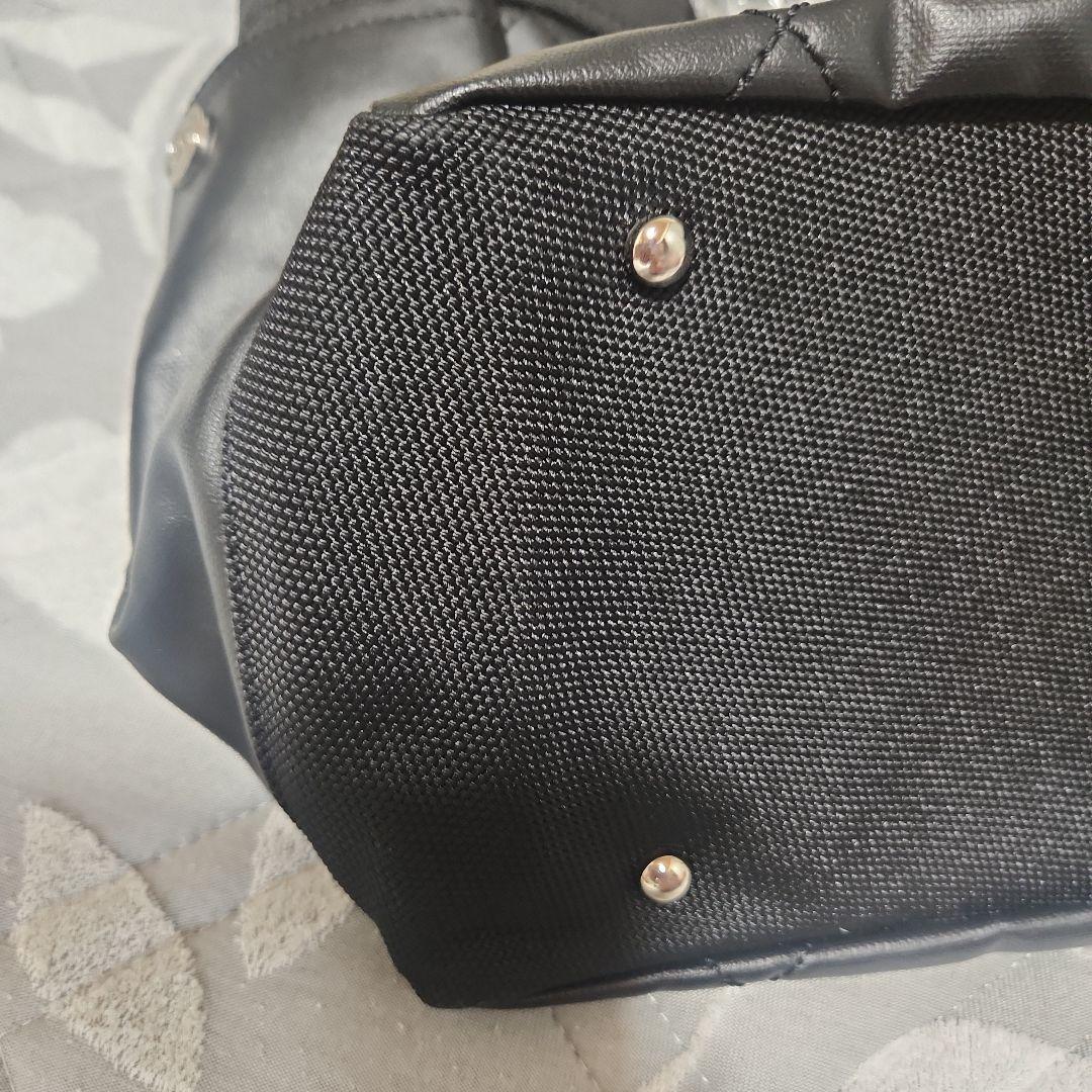 CHANEL ブラック キルティング バッグ