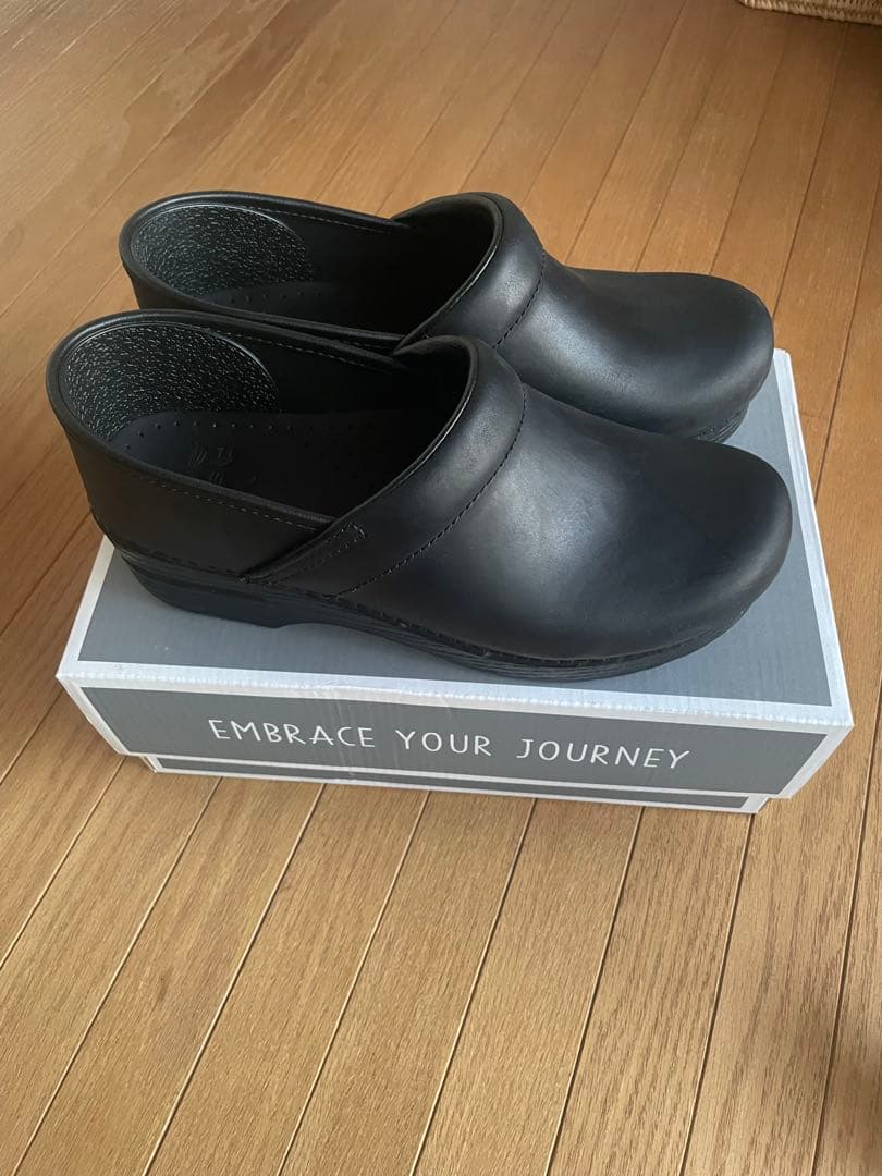 【美品】ダンスコ　プロフェッショナル　ブラック　サイズ38（24.5cm）