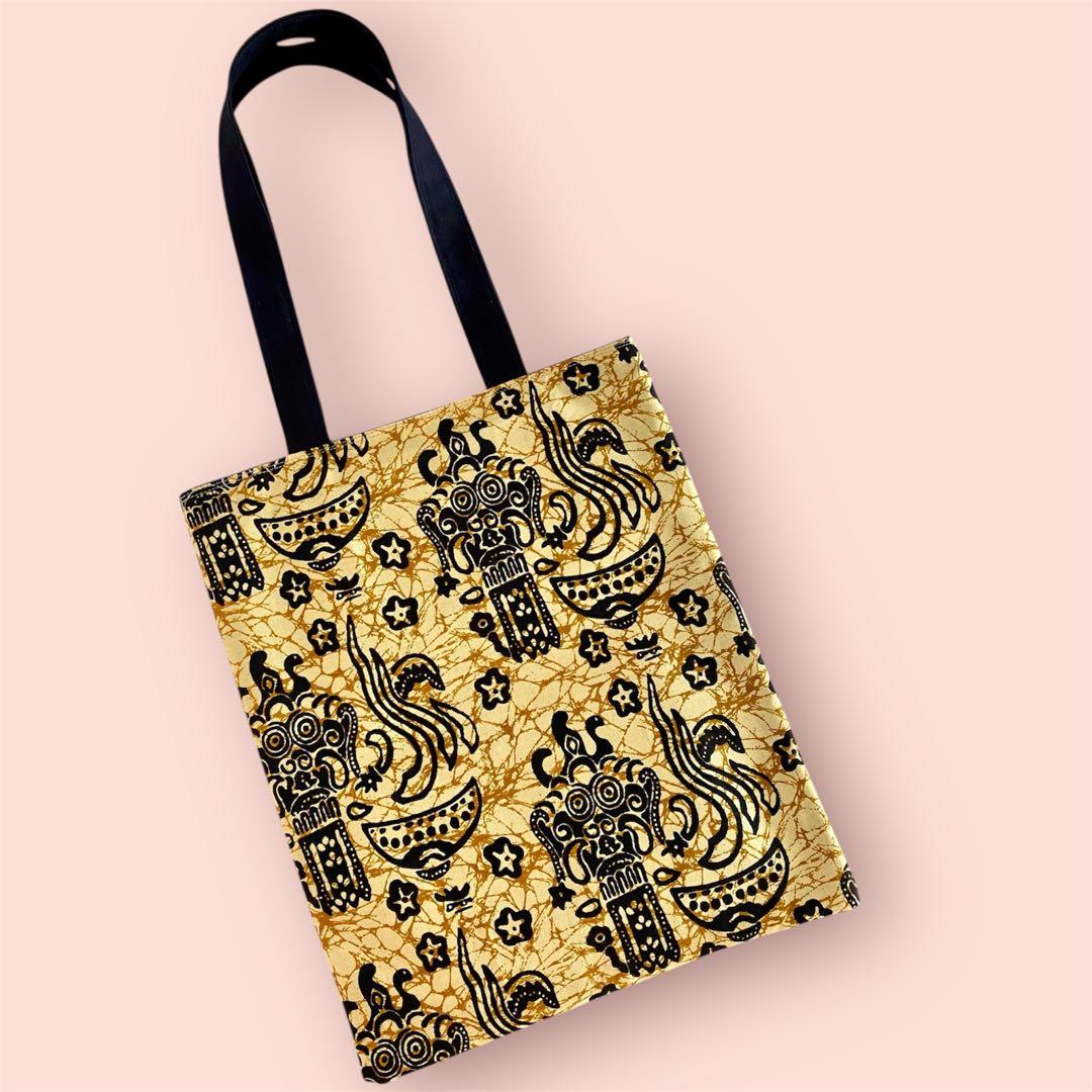 【再販】　インドネシアバティック　肩掛け　A4バッグ　ハンドメイド