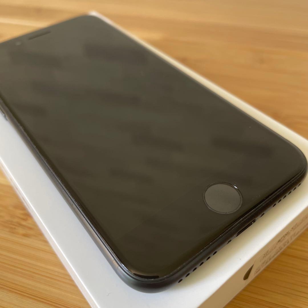 【美品・付属品未使用】Apple｜iPhone SE（第3世代）64GB