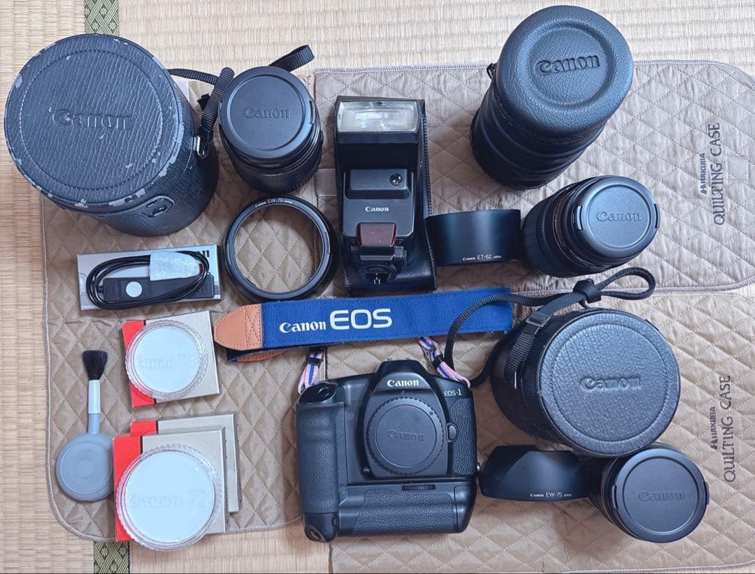 【美品】Canon 一眼レフカメラ一式（レンズ3種類付き）