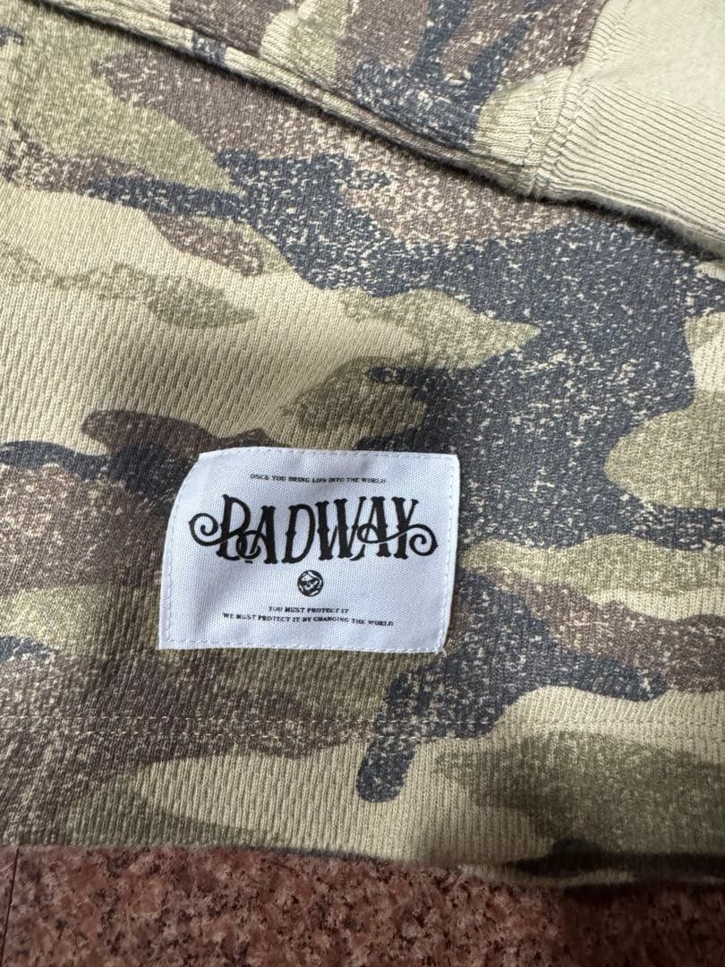 BAD WAY 迷彩　サーマル　ワンポイント花