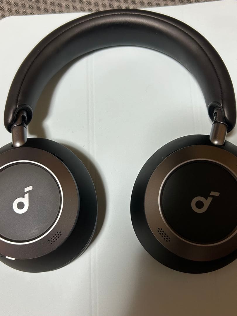 ヘッドホン Anker space one pro