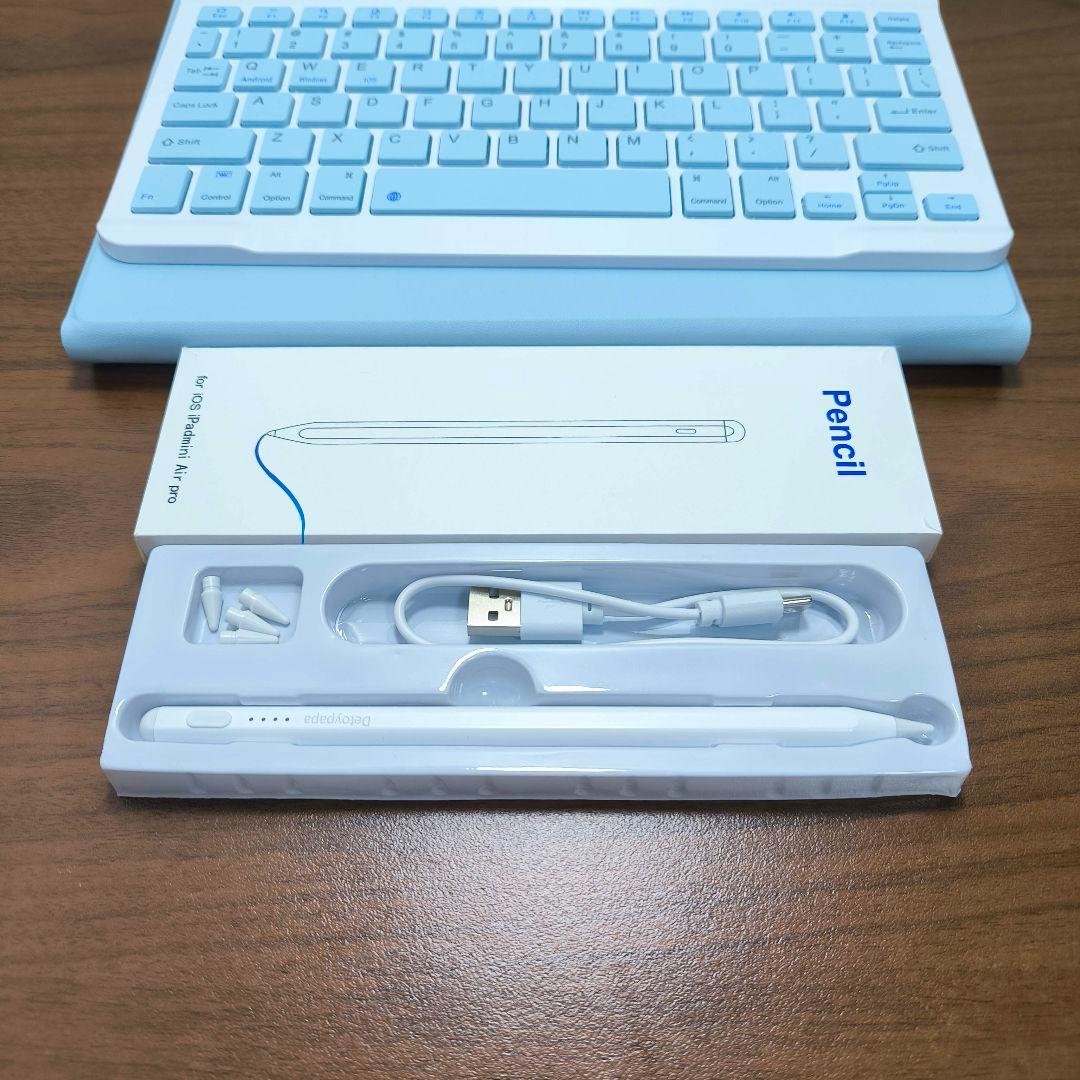 iPad 第6世代 Wi-Fi 32GB ケースとキーボード、タッチペン