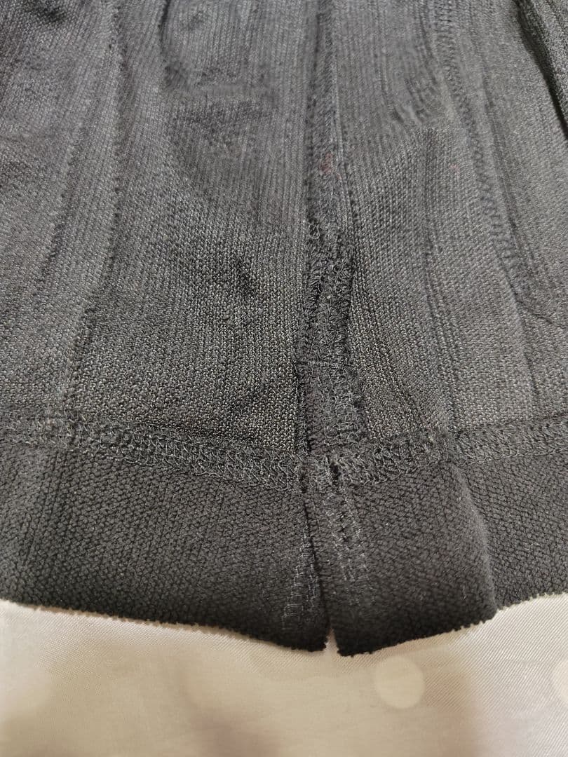 イッセイミヤケ　ブラック シワ加工 プリーツ 2つボタン