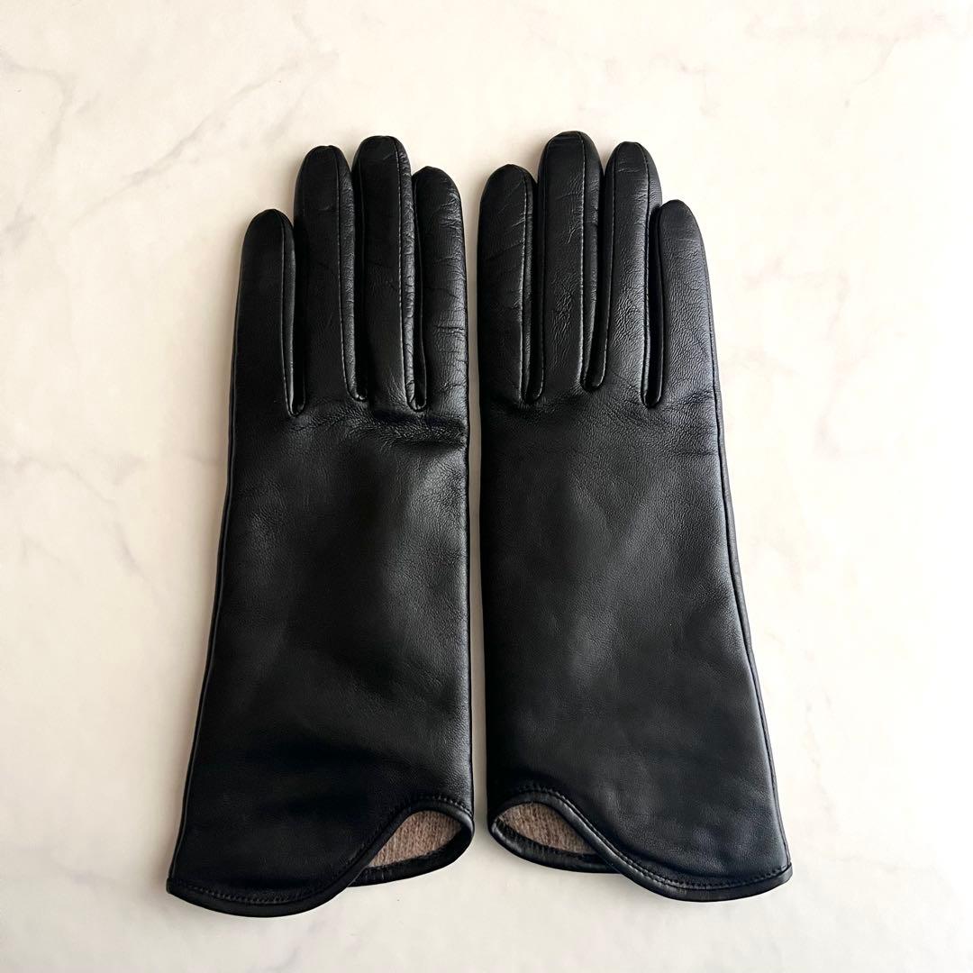 ほぼ未使用 マメクロゴウチ ラムレザー 手袋 グローブ カシミヤ ブラック 黒