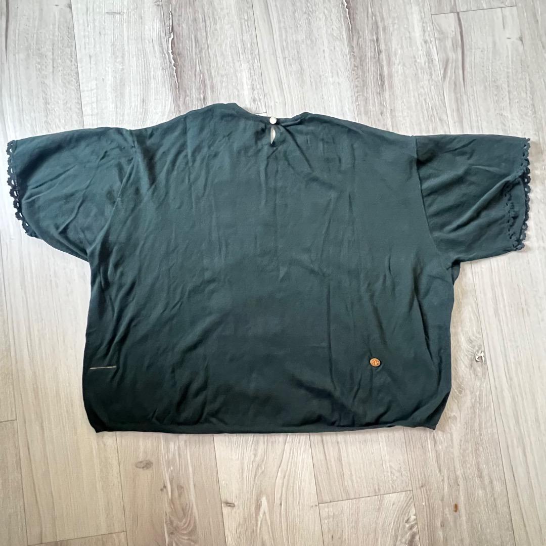 【美品】45R レースdeニットソーTシャツ グリーン レース フリル