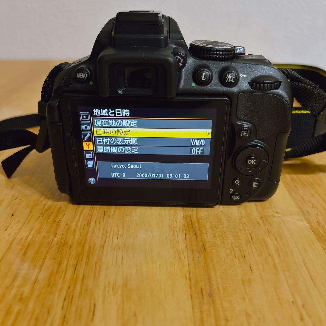 Nikon D5300 ズームレンズキット　カメラ　一眼レフ　ニコン