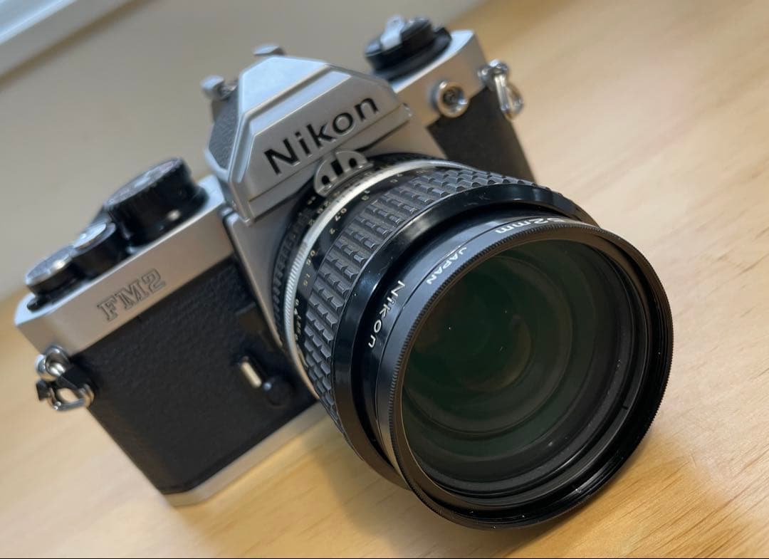 Nikon NewFM2 一眼レフ　Nikkor f/2レンズ付