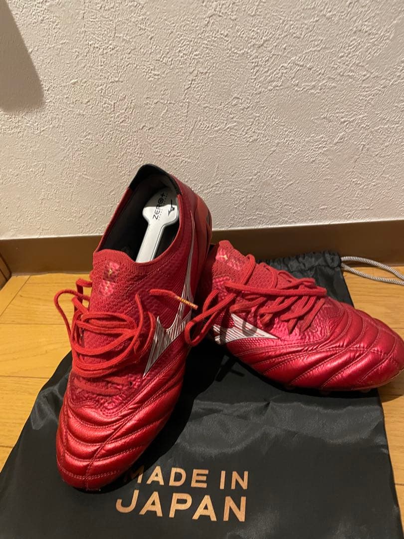 ミズノ モレリア ネオ IV ベータ JAPAN ルビーレッド　26.0