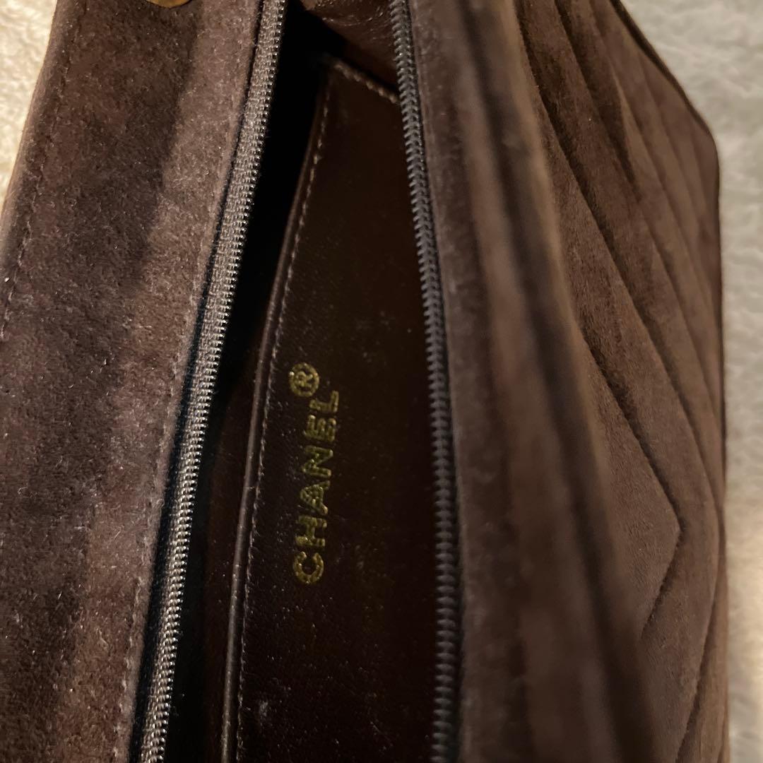 【猛暑割中】CHANEL/小型バッグ/Vステッチ(シェブロン)小さめバック