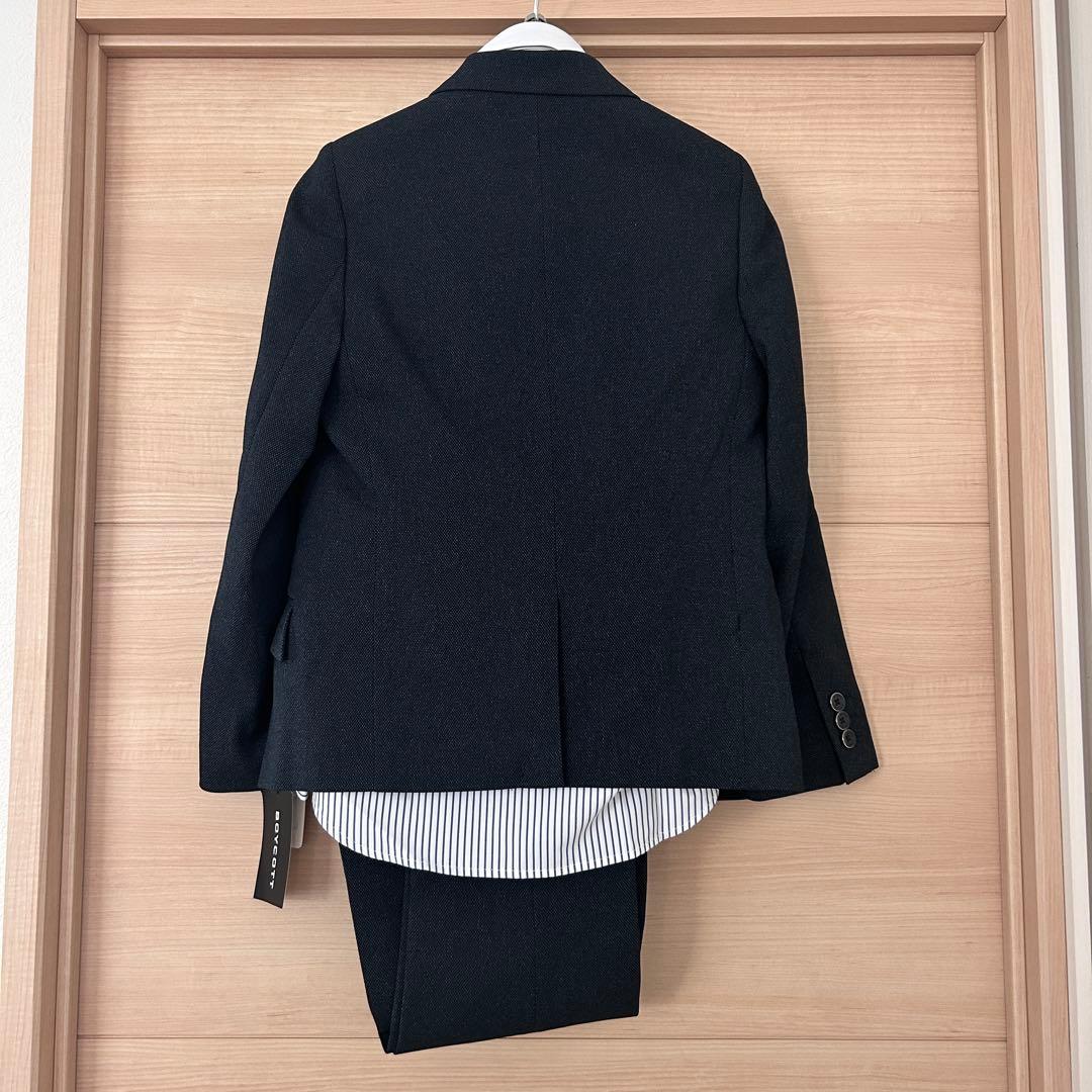 男の子フォーマルスーツ　【新品未使用品】　ボイコット　140