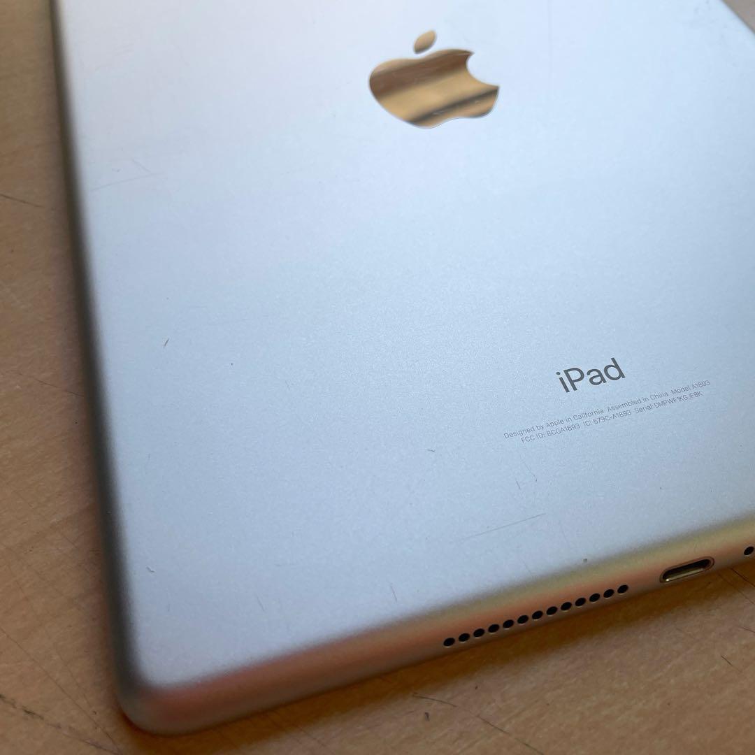 iPad 第6世代　A1893　Wi-Fiモデル　シルバー　32GB 美品　#8