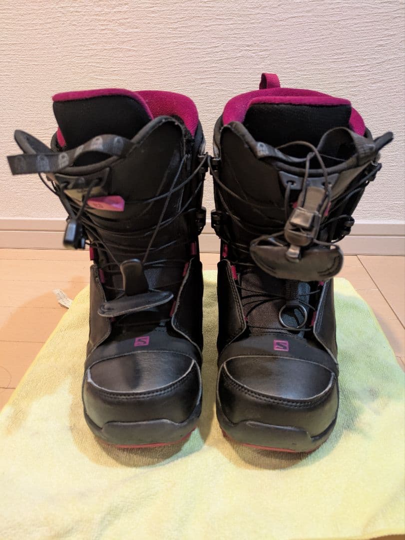Salomon スノーボードブーツ ブラック/ピンク　24.5