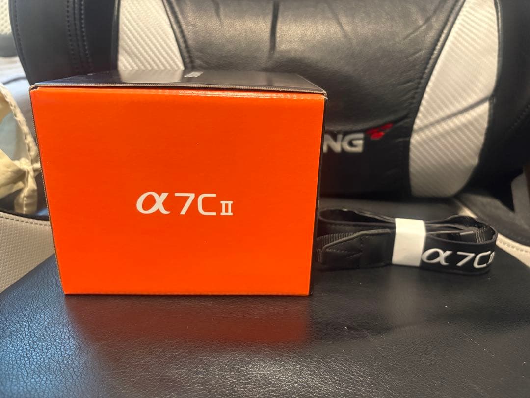 【ほぼ新品】SONY α7CII ボディ & 予備純正バッテリー、他