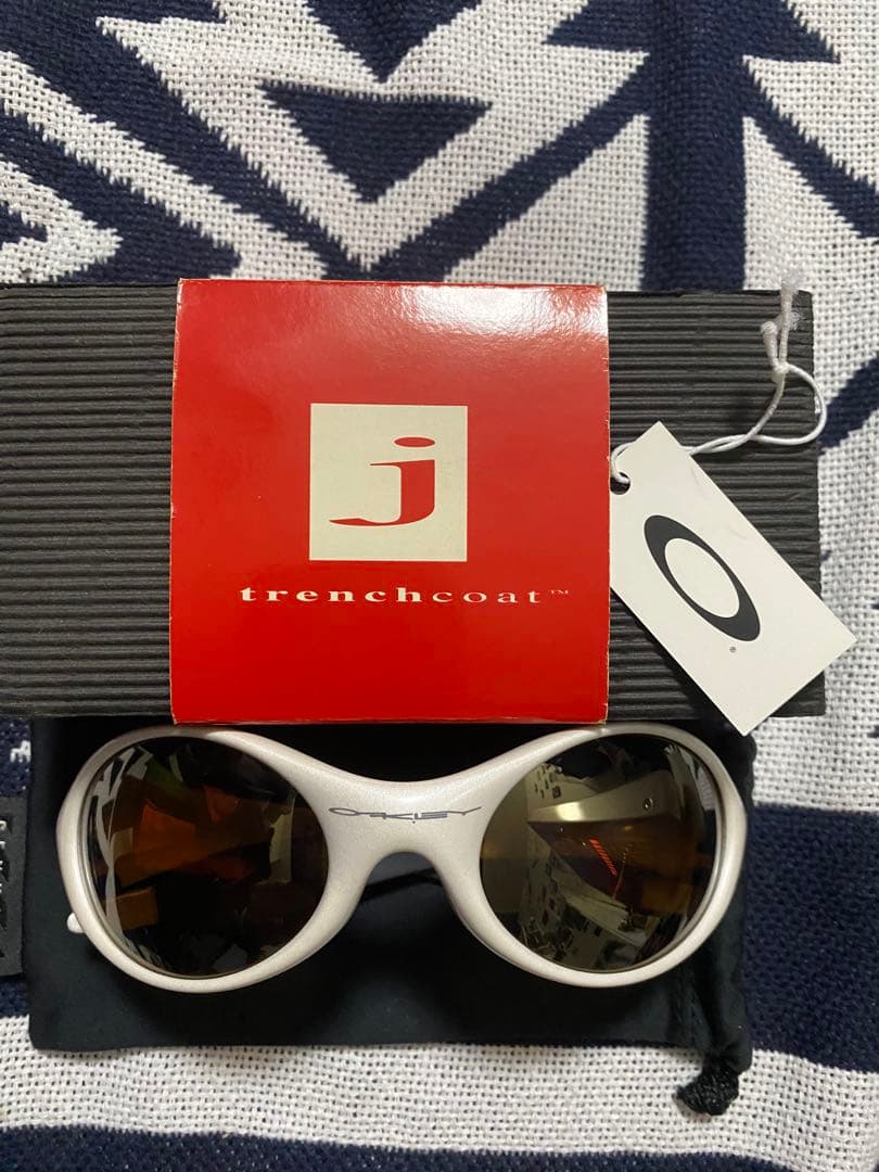 2*t様 Oakley Trenchcoat トレンチコート白