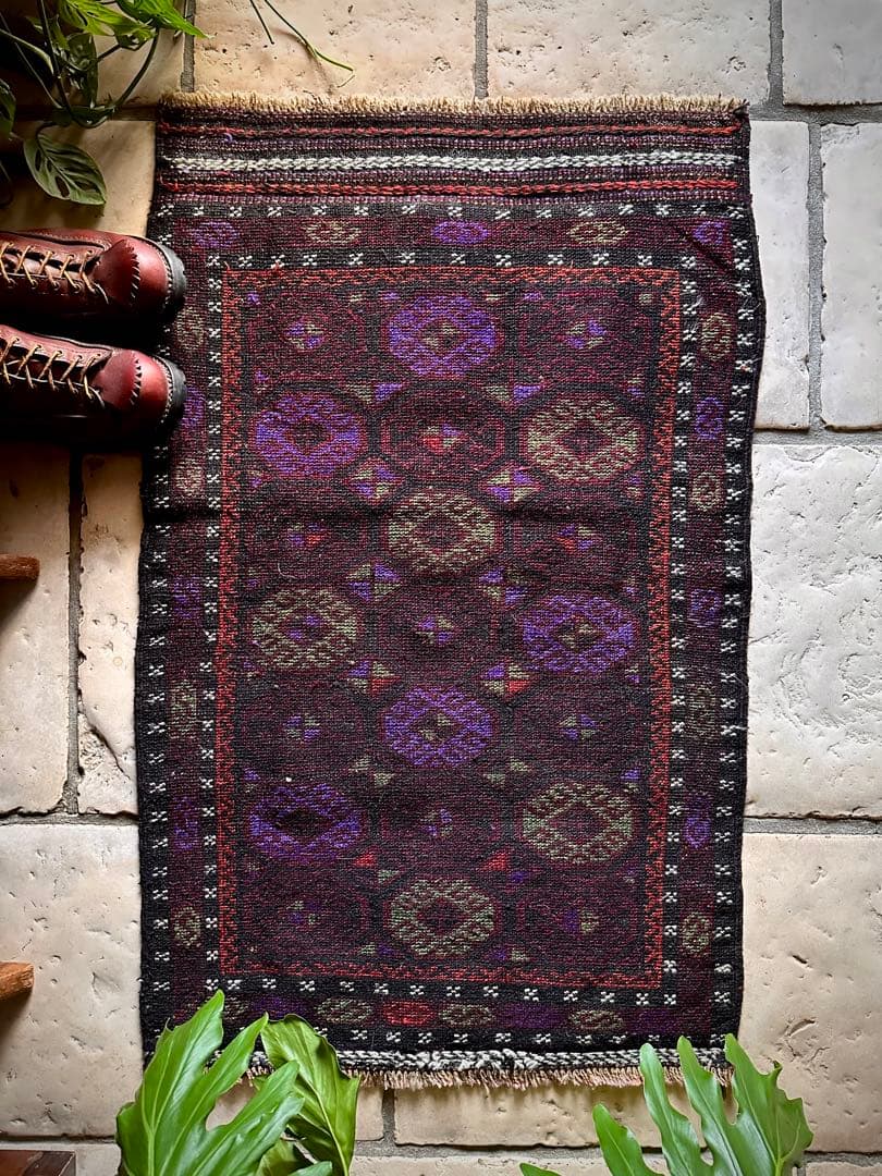 トライバルラグ　ヴィンテージラグ　バルーチ族　アフガンラグ　プリミティブアート