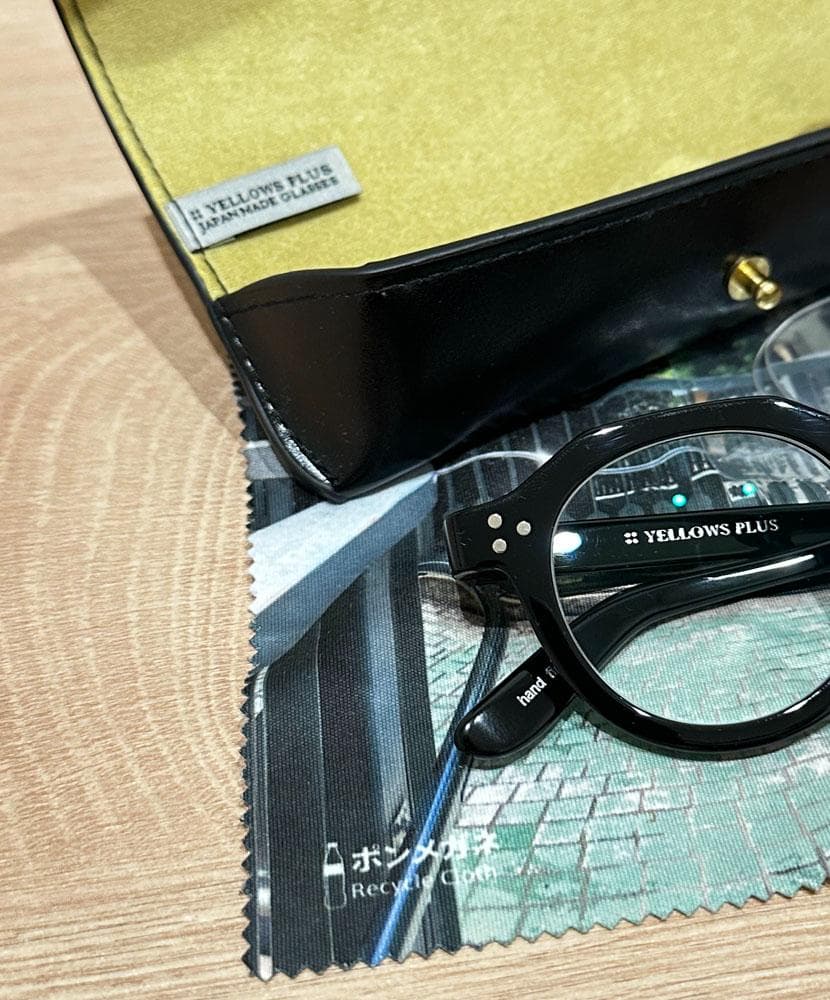 YELLOWS PLUS 「BECCA」「ベッカ」ブラック　純正レンズ　程度良好