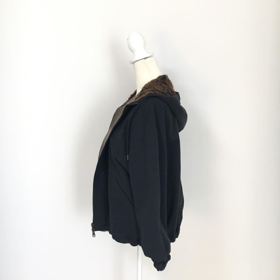 近年美品　BRUNELLO CUCINELLI ブルネロクチネリ　ブルゾン