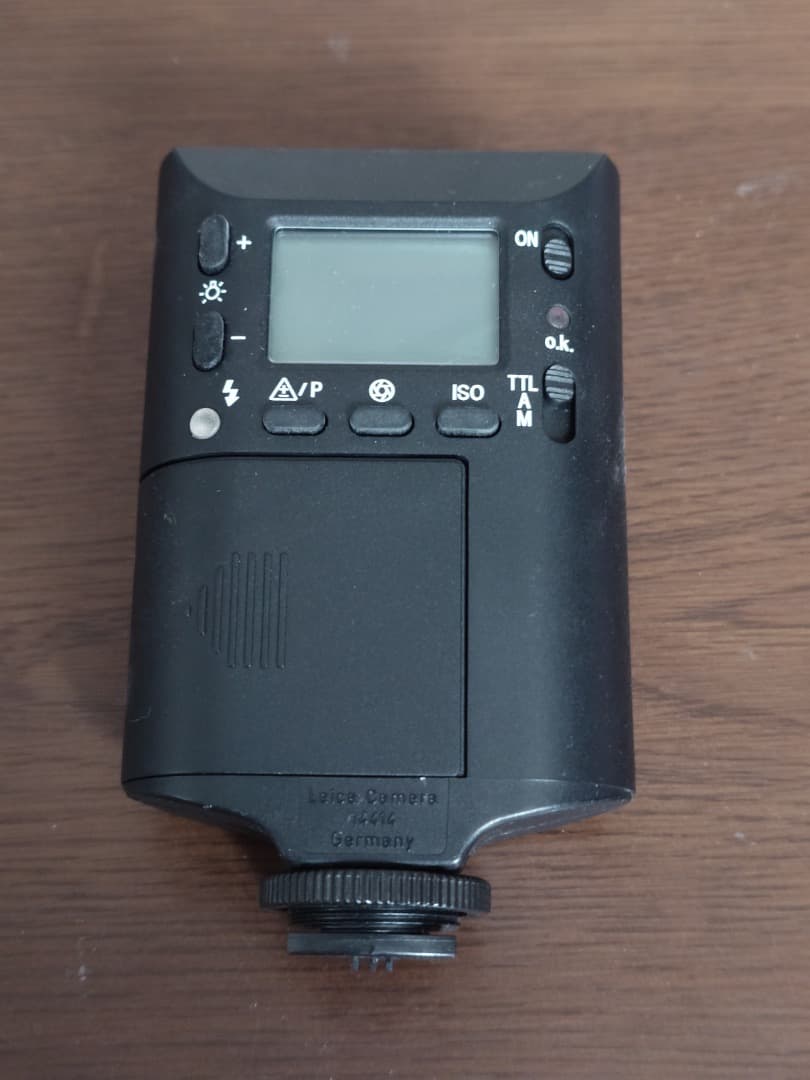 ライカM7 0.72　ズミクロン35mmF2　純正フラッシュなど多数おまけ付