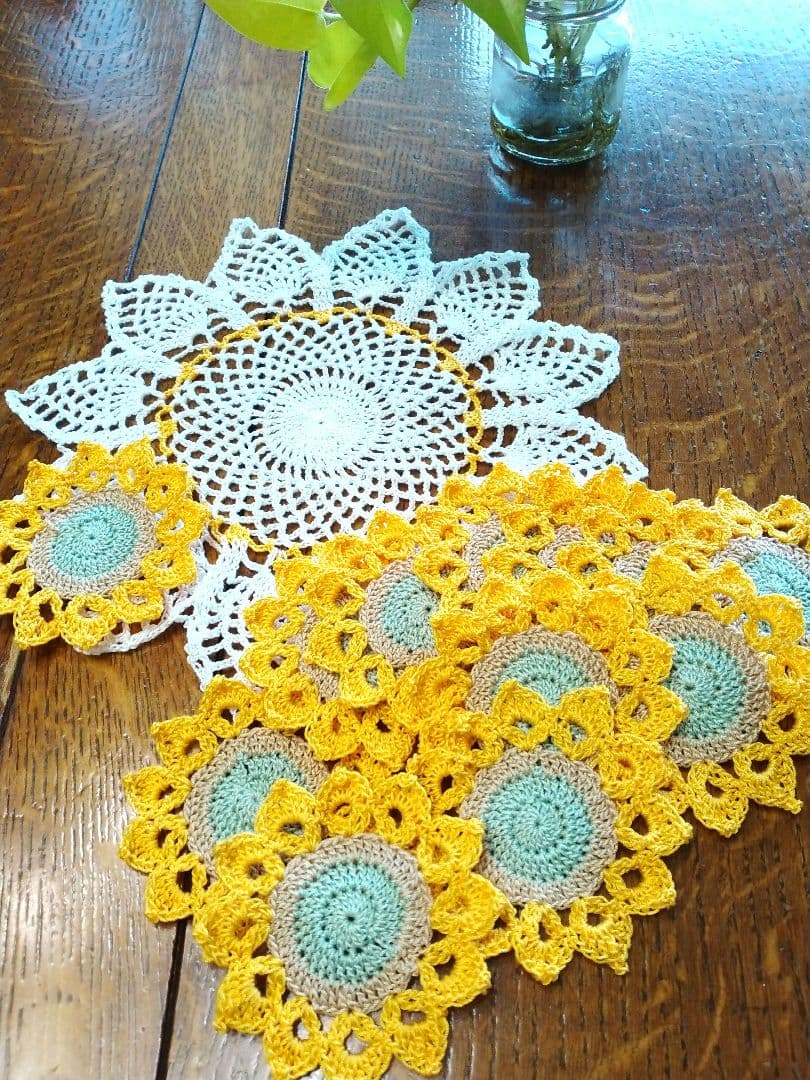 ・*☆レース編み　ドイリー　handmadeNo.366*・☆