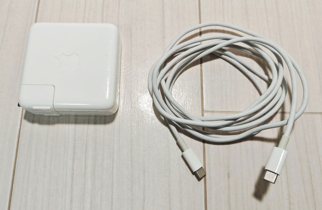 MacBook Pro 13インチ 2016 i5/8GB/128GB