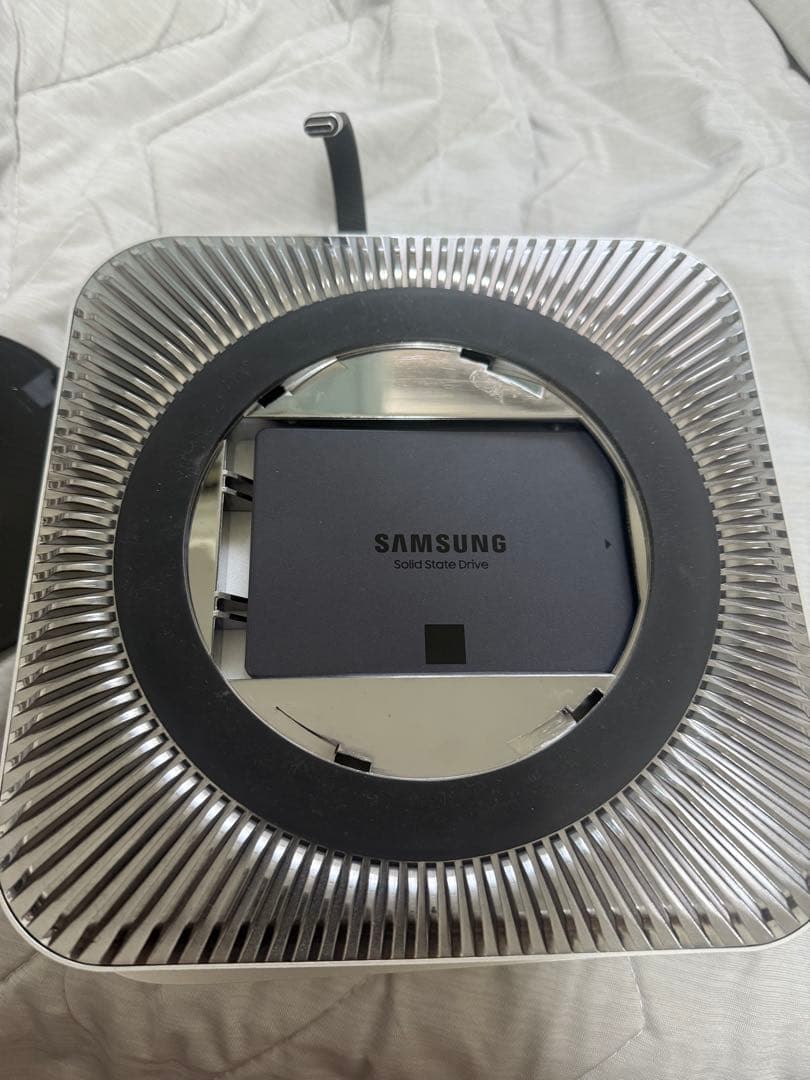 M1 Mac mini 8G 256G + SSD 1T ステーション