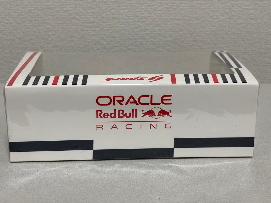 スパーク1/43Red Bull Racing RB21 日本GP角田祐毅