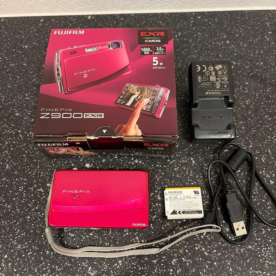 【箱付】FUJIFILM FinePix Z900EXR ピンク デジカメ