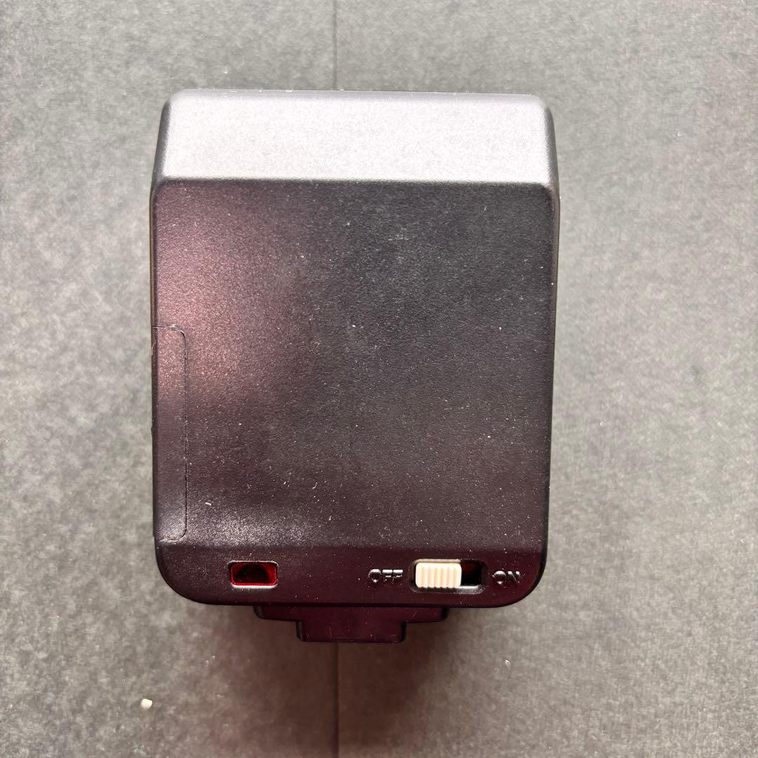 【送料込】箱付　Canon speedlite 244t