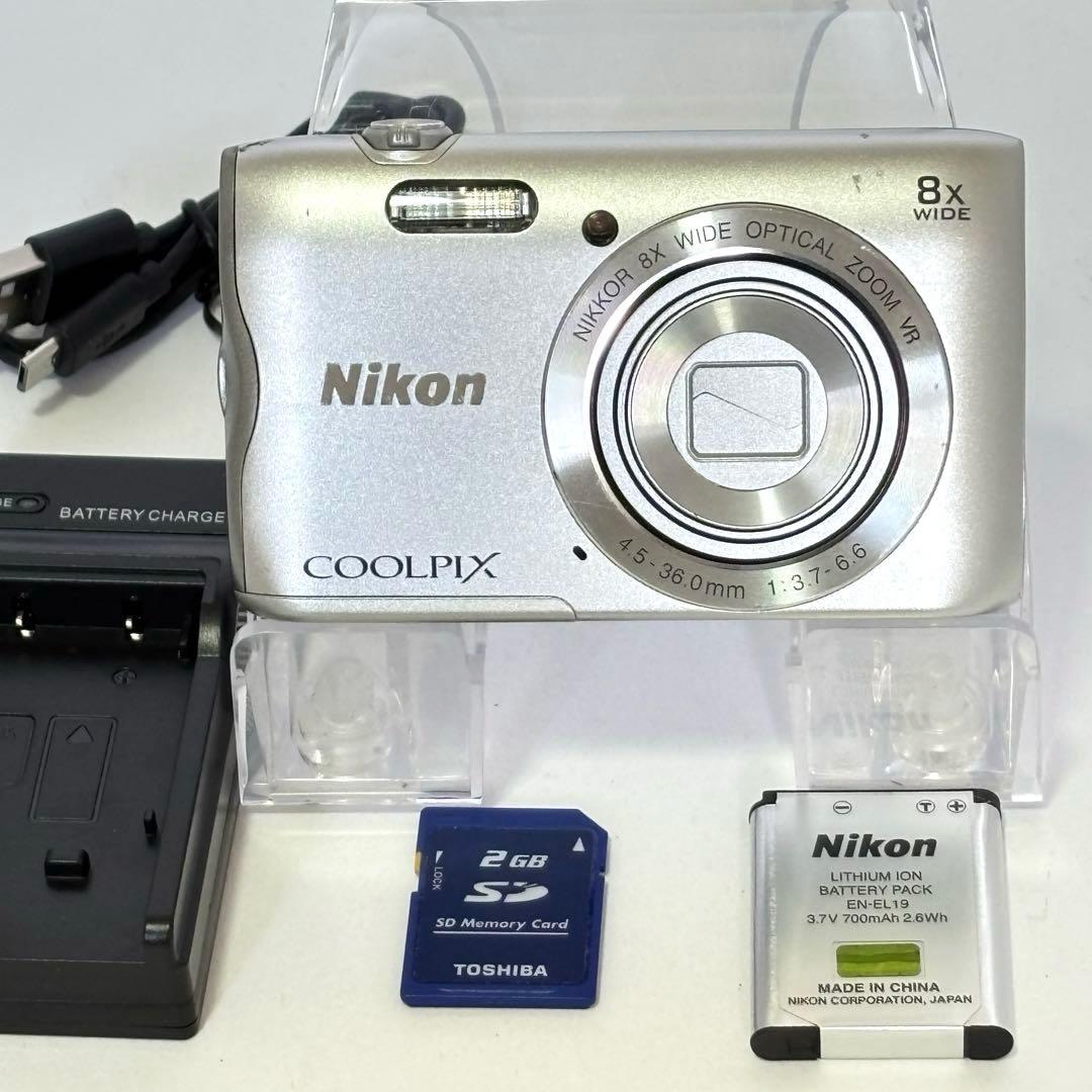 Nikon coolpix A300 ニコン　コンデジ　SDカード付