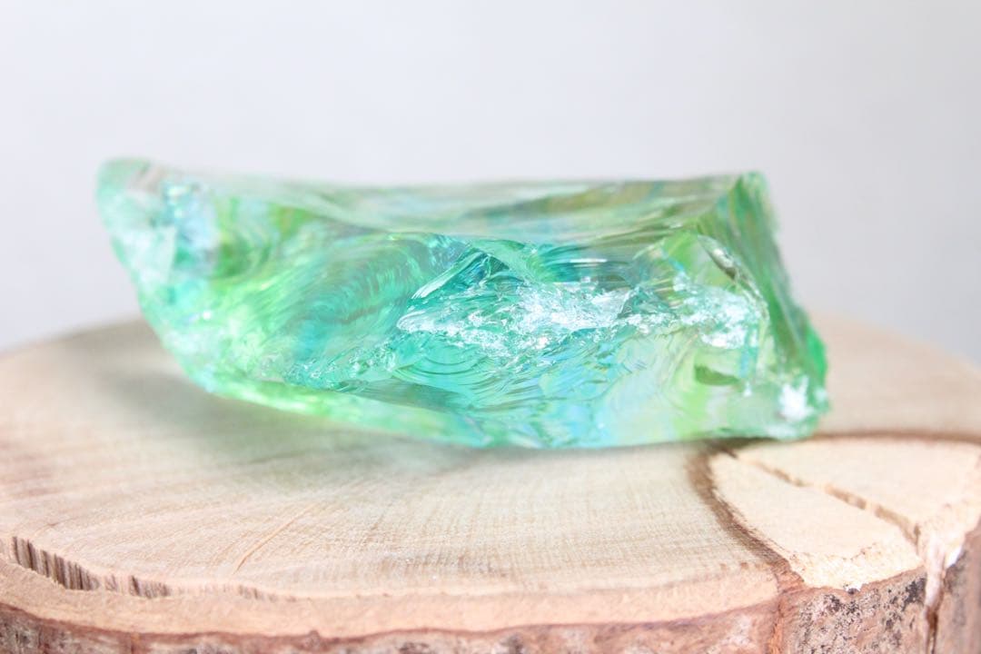 シエラネバダ産アンダラクリスタル　マルチカラー　グリーン系