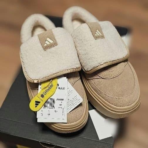 大人気★adidas★アディダス★24.5㎝★ボア付き★サンダル★ブラウン