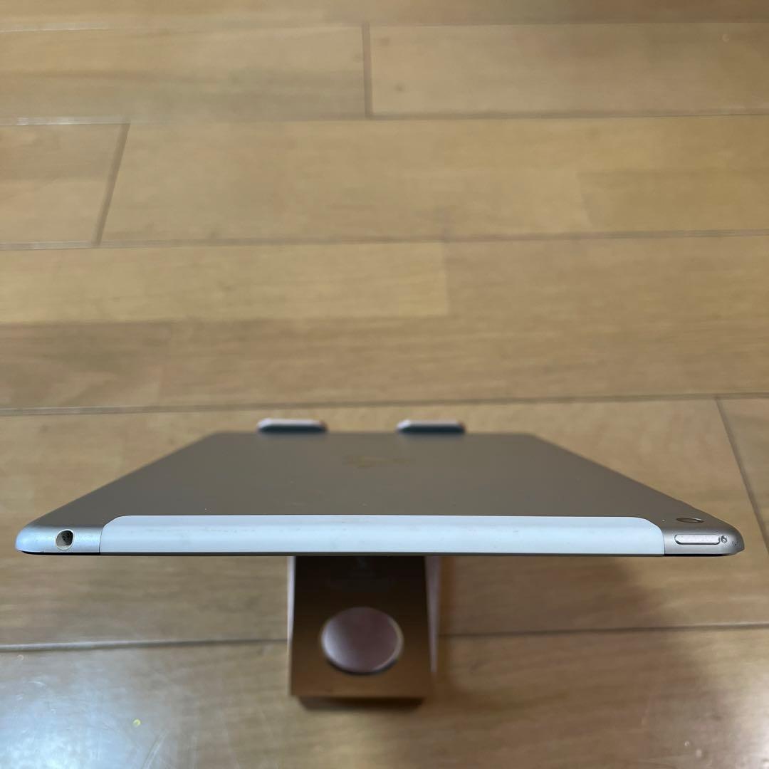 バッテリー新品100%！iPad Air2世代 16G Cellularモデル