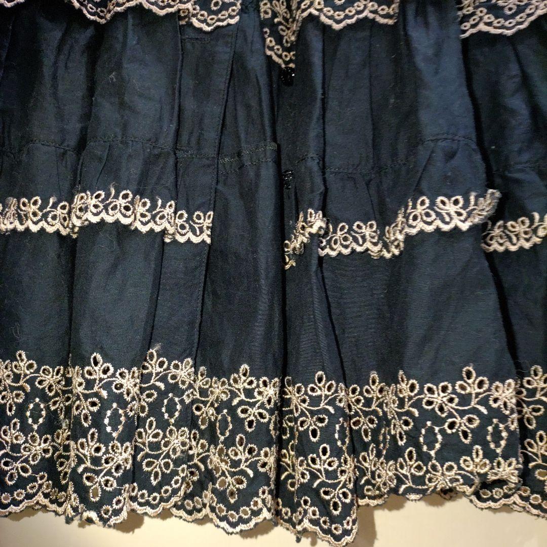 ピンクハウス　段々ワンピース　カットワーク、花刺繍入　濃紺✕ピンク