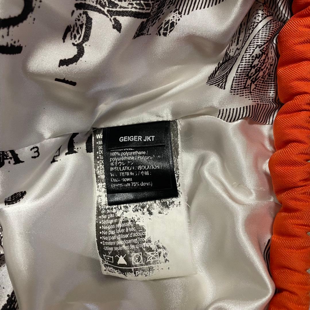 h*m様 希少BURTON Analogバートンアナログ　フードスノーボードウェ