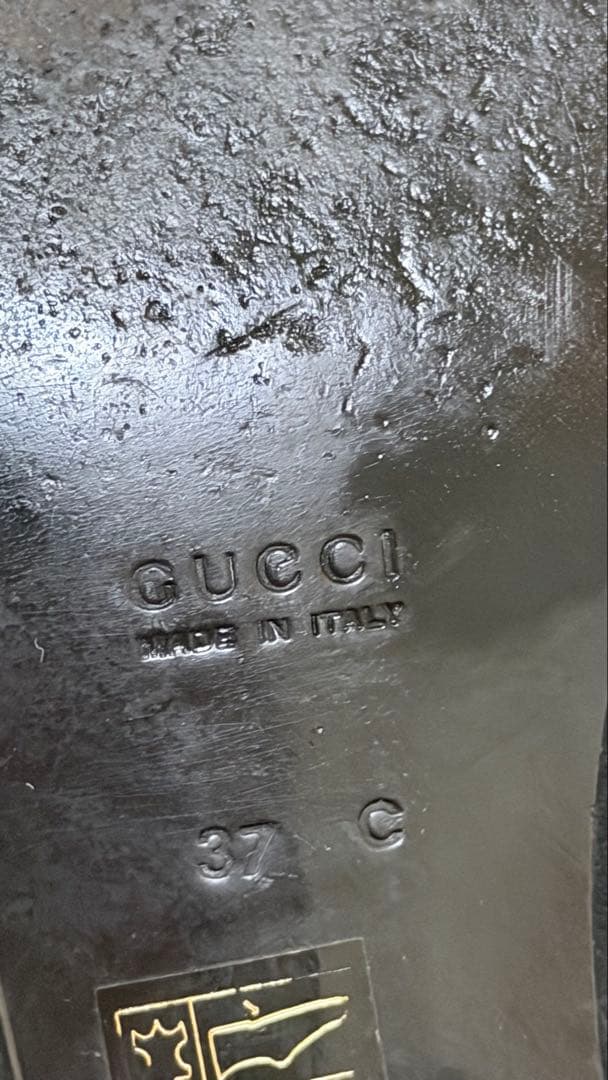値下げGUCCI レディーススエードパンプス37インチ　ブラック