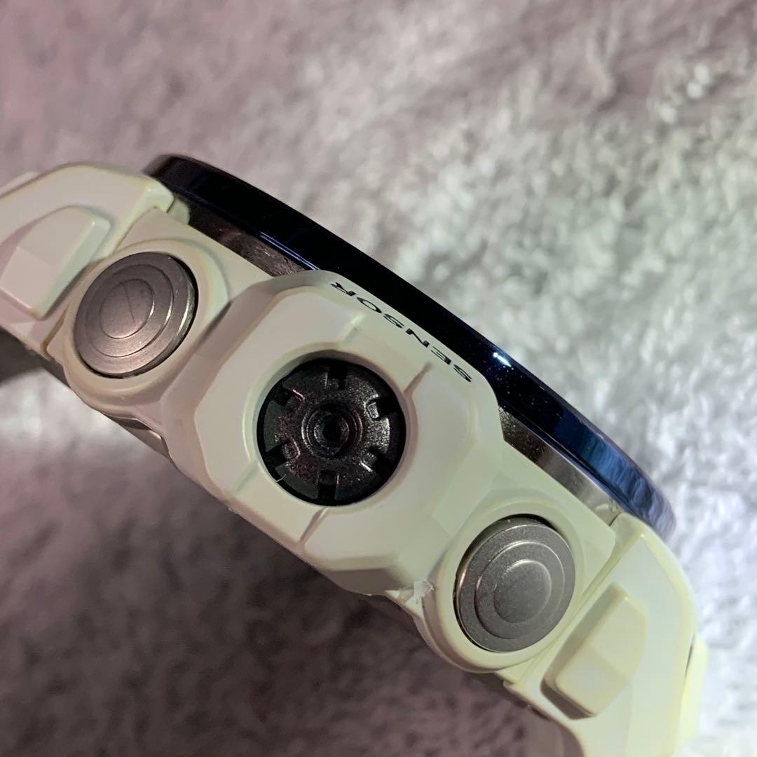 時計 G-SHOCK Gulfmaster GWN 1000 WHITE/GOLD