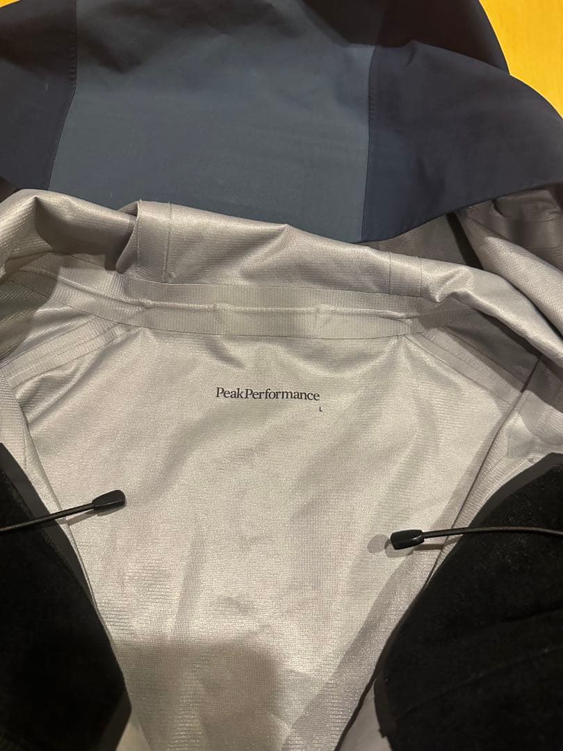 ピークパフォーマンススキーウェア