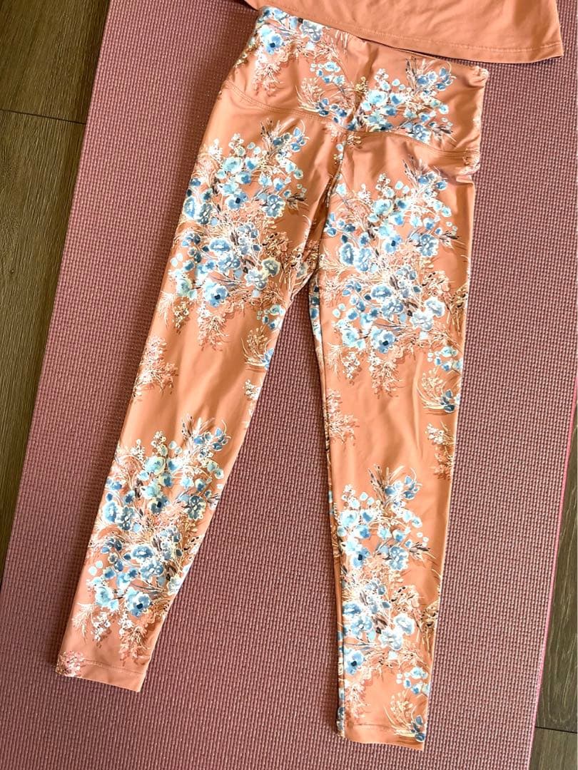 チャコット　バランス　ヨガ　セット　レギンス　トップス　Sサイズ　オレンジ　花柄