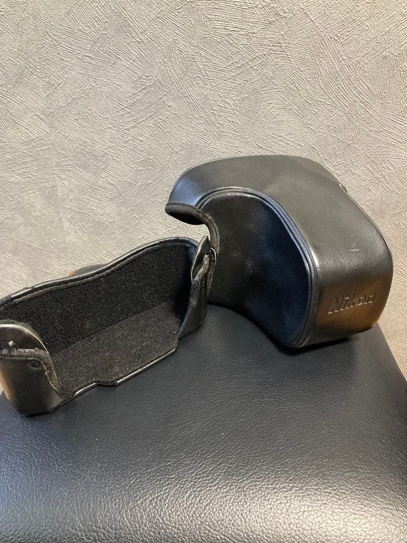 Nikon FM10 zoom NIKKOR 35-70mm 専用ケース付き