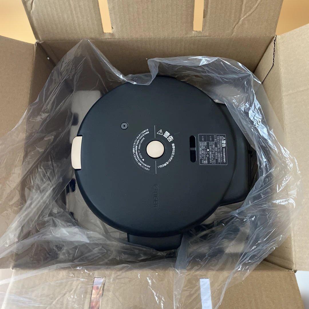 【新品】 TIGER COOKPOT 電気圧力鍋〔ブラック〕レシピ集付き