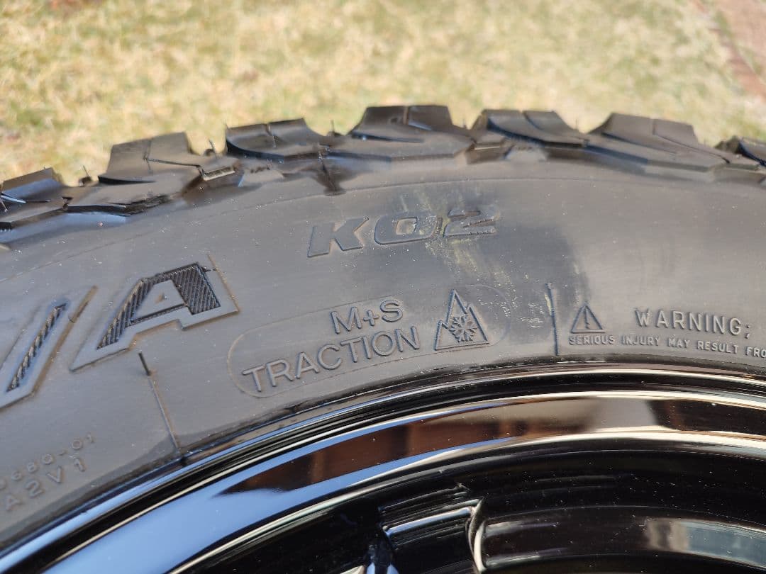 BFグッドリッチ タイヤ265/60R18 キーラーフォースホイール4本セット