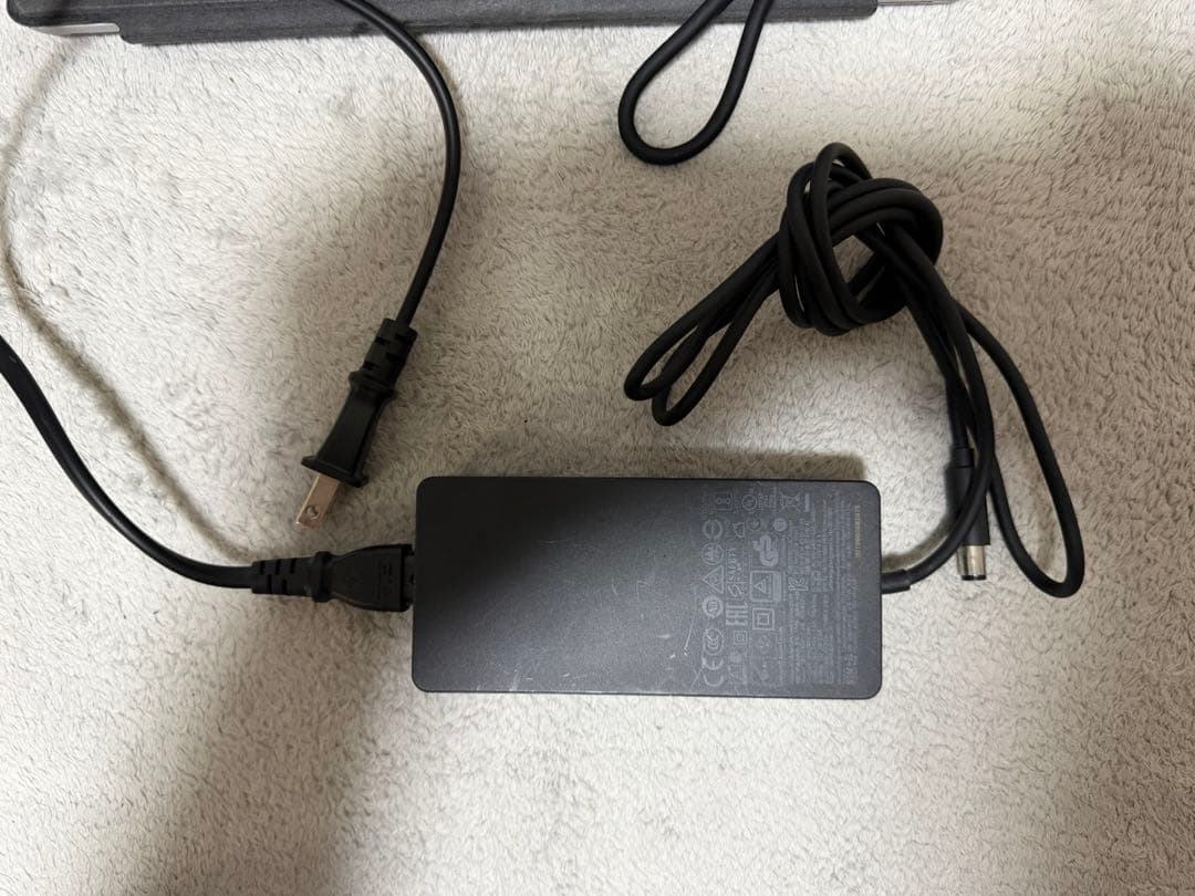 Microsoft surface pro 5 中古