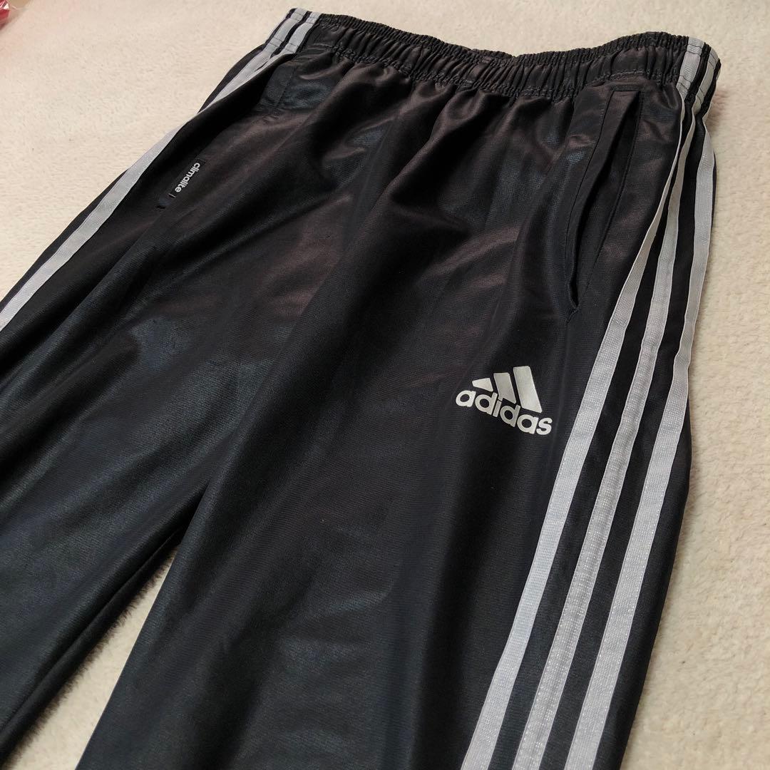 adidas　光沢デザイン　ジャージ上下　セットアップ　ブラック　y2k