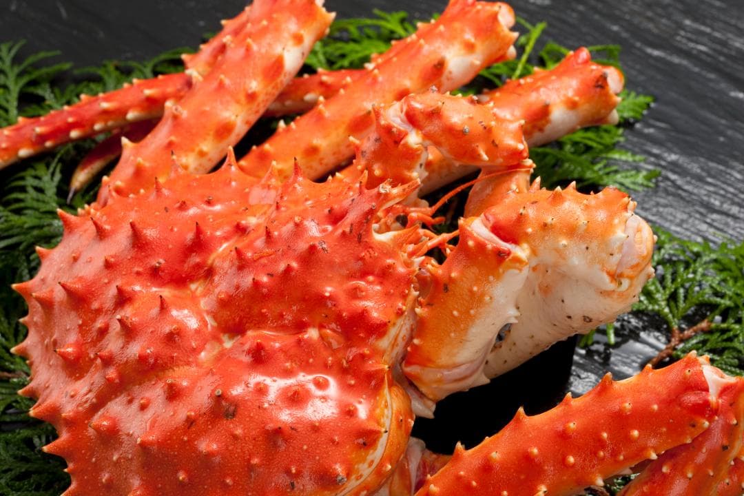 【送料無料・年内発送】冷凍たらばかに姿2人前×3尾650g±~700g± 蟹カニ