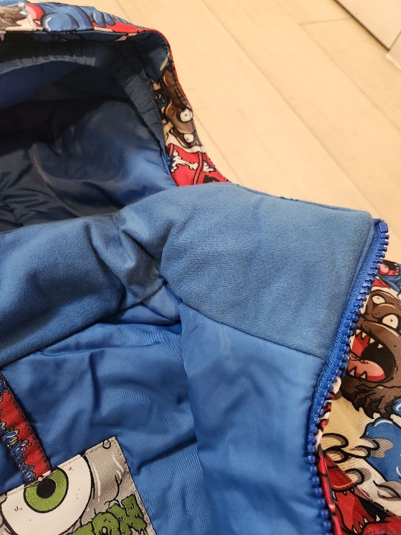 Rさま専用　BURTON キッズ モンスター柄スキーウェア つなぎ 4Tサイズ