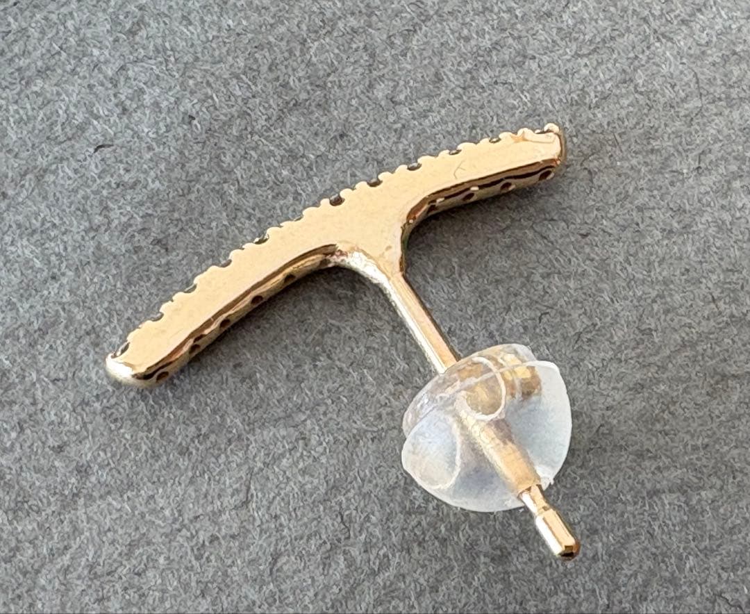 Hirotaka ヒロタカ　ショートバー ダイヤモンド ピアス